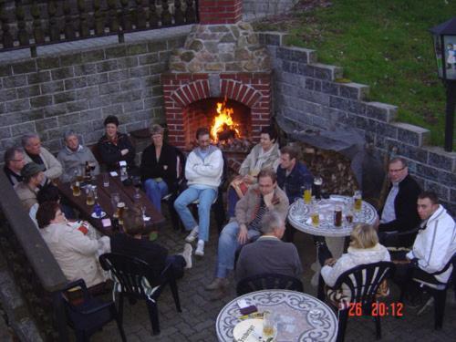 Gaststaette & Pension Alte Muehle Dorfchemnitz ภายนอก รูปภาพ